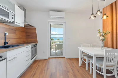 Superior apartment Tania 8