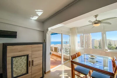 Wohnung im 8. Stock mit Meerblick, Balkon