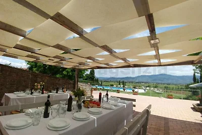 Elegant vakantiehuis met privézwembad