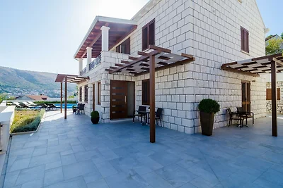 Apartments Villa Peragro - Comfort Studio Apa...