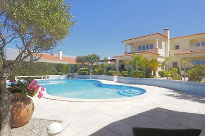 Villa met 4 slaapkamers