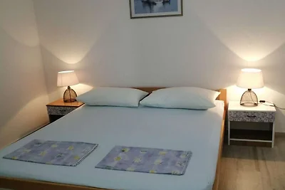 Seaside Apartments Sanda - One Bedroom Apartm...