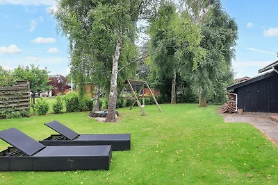 6 Personen Ferienhaus in Væggerløse-By Traum