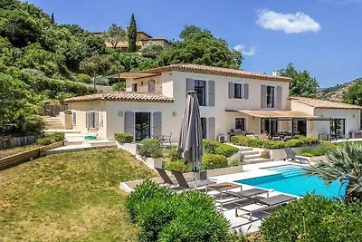 Vakantiehuis in Grimaud met zwembad