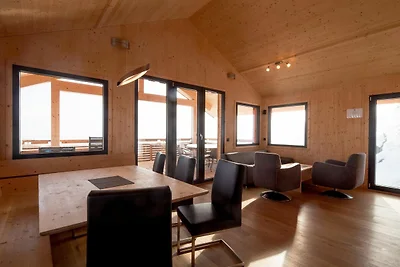 Chalet in Alpen nahe Skipisten mit Jacuzzi
