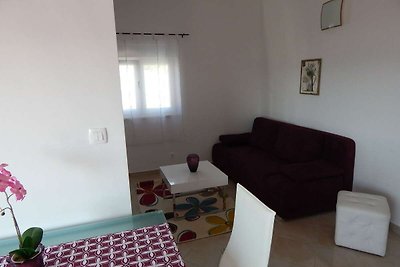 Prettig appartement in Trogir met zeezicht