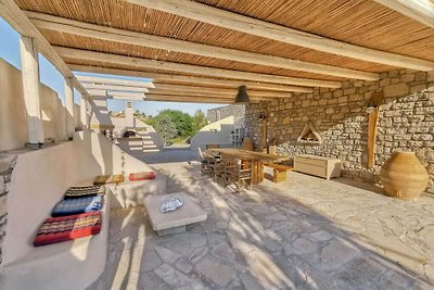 Villa Komos aan het strand