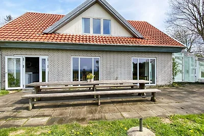 16 persone case ad Aabenraa