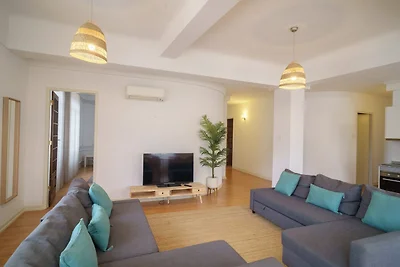 Modernes Apartment für 13 Gäste