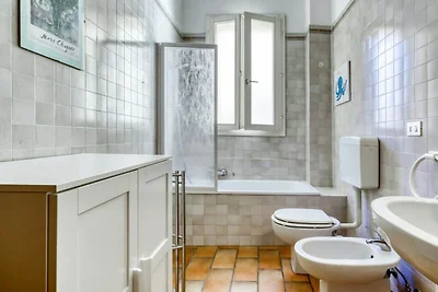 Wohnung in Bologna mit Terrasse