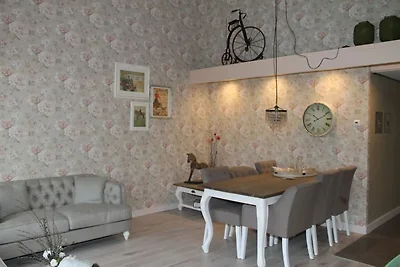 Schönes Ferienhaus in Horssen mit Garten