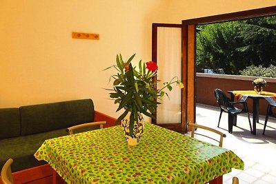 Apartment in a country house in Sirmione near...
