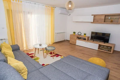 One Bedroom Apartment