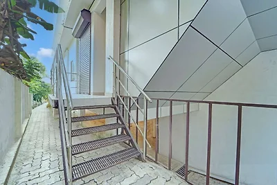 Super Hotel O Ambalamedu