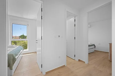 Three Bedroom Villa with Outdoor Swimming...