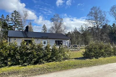 4 Personen Ferienhaus in KLINTEHAMN-By Traum