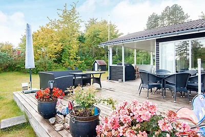 6 person holiday home in Ebeltoft