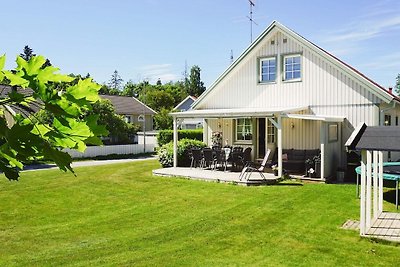 4 Sterne Ferienhaus in SOLLENTUNA