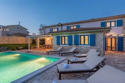 Villa in Barban mit Schwimmbecken
