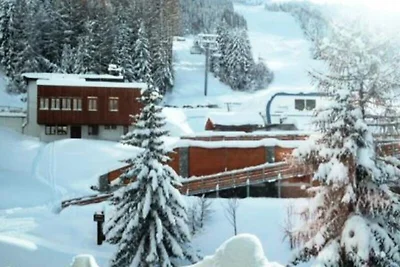 Apartment in Arc in der Nähe der Skilifte