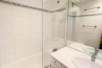 Appartamento luminoso · Accesso diretto alle ...