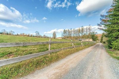 Ferienhaus mit Terrasse direkt am Wald