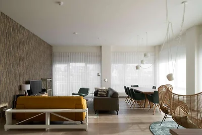 Luxuriöses Penthouse mit 3 Badezimmern, 200m ...