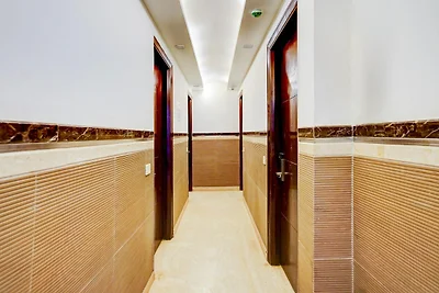 Super Hotel O Rohini Sector 24