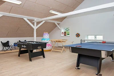 8 Personen Ferienhaus in Henne