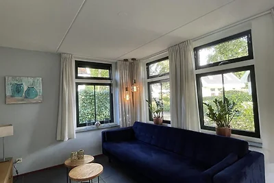 Neu gestaltetes Ferienhaus mit Garten