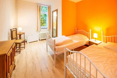 Komfortables Ferienhaus mit 4 tiny houses