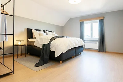 Ländliches Ferienhaus mit Whirlwanne in...