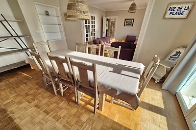 Ferienhaus in Plouhinec mit Terrasse