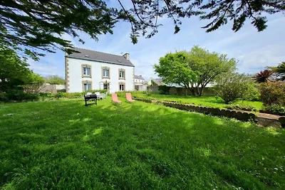 Ferienhaus in Plouhinec mit Parken