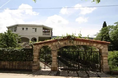 Apartments Roza - One Bedroom Apartment with ...