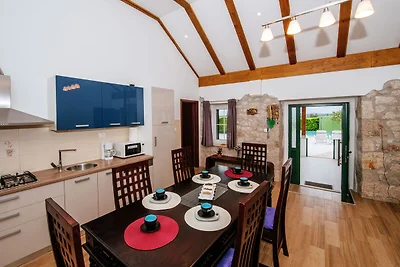 Geräumiges Ferienhaus in Kakma mit...