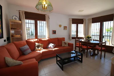 Villa mit Seeblick und privatem Pool