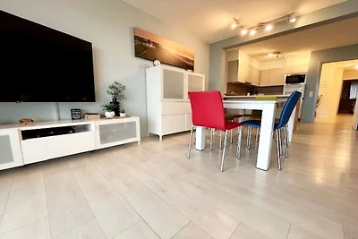 Modern appartement in Wenduine met terras