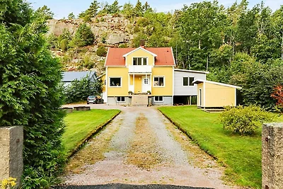 6 persone case ad LYSEKIL