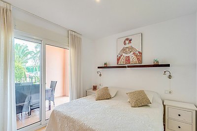 Apartamento con piscina y spa en complejo de ...