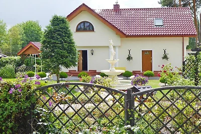 Abgelegenes Ferienhaus in Swibno mit Grill