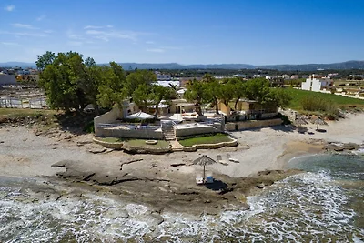 Villa in Sfakaki mit Pool & Strandnähe