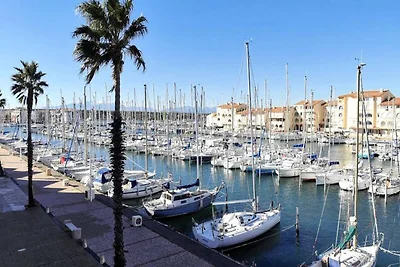 Apartment in der Nähe des Yachthafens mit Zug...