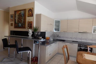 Deluxe One Bedroom Apartment C