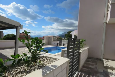 Villa Natasha con piscina