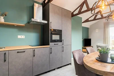 Ländliches Ferienhaus mit großer Terrasse