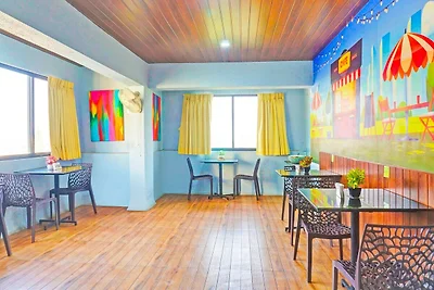 Townhouse Oak Amanora Mall