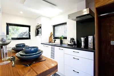 Minihaus mit gemeinsamem Whirlpool