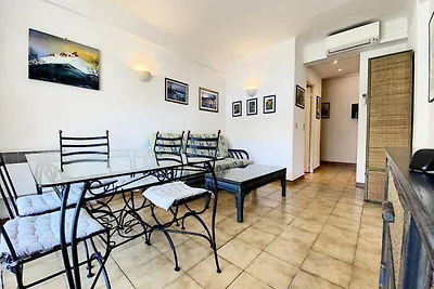 SOM2151 / Palais Rouaze / 2P