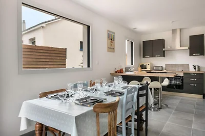 Haus in Tharon-Plage am Strand